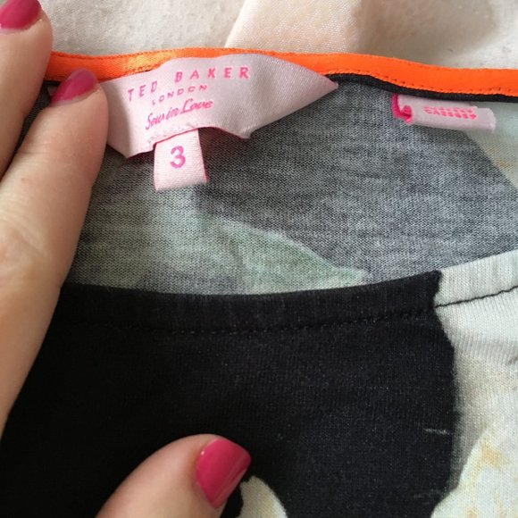 Ted Baker Omla Opulent Bloom Print tshirt top blouse size 3 like new - Picture 8 of 9